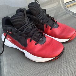 Under Armor shoes