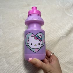 Hello Kitty Kids Water Bottle !
