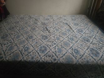 Full sz bed