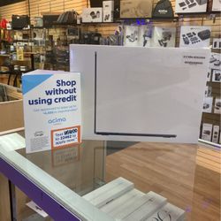 MacBook Air M2 13” 8gb Ram 256gb SSD 