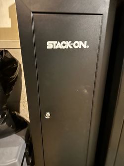 Stack-On Gunsafe (With Key)