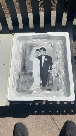 Fith avenue 8x10 crystal picture frame