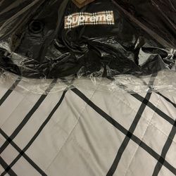 Supreme Burberry Hoodie Size Small