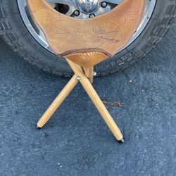 Leather Decorational Stool 