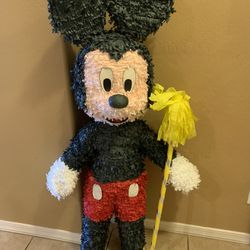 Jumbo Mickey Mouse Piñata