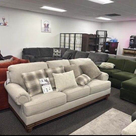 ElbianiAlloy Sofa And Loveseat
Ashley Furniture$10 Down Payment And Financing Available