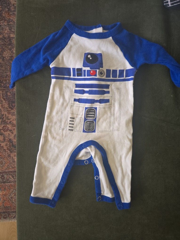 R2-D2 Baby Outfit