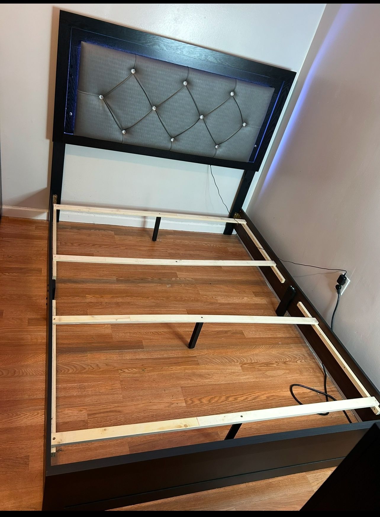 Led Queen Sized Bed Frame