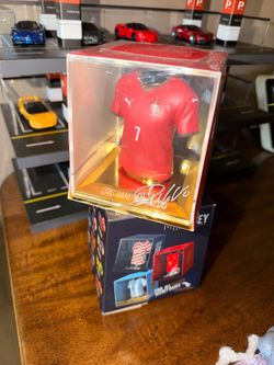 Cristiano Ronaldo # Gold Chase Jersey