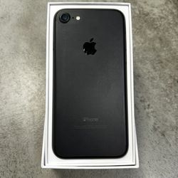 Apple iPhone 7 32gb Unlocked 