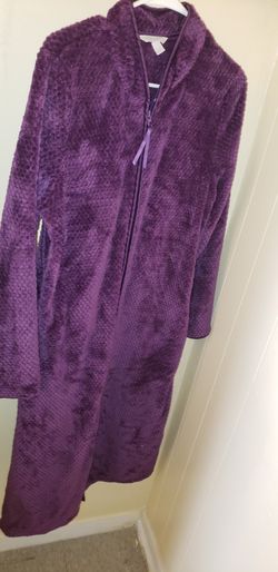 Sweet Treasures zippered robe medium 8-10 Like New