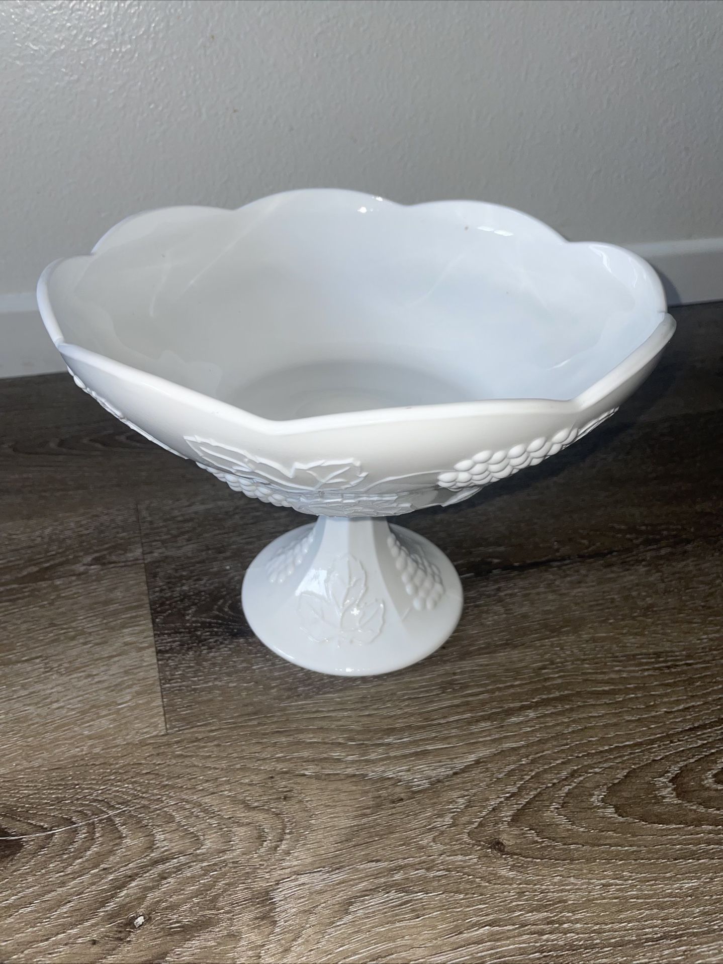 Vintage Milk Glass Fruit Compote Bowl On Pedestal 10in
