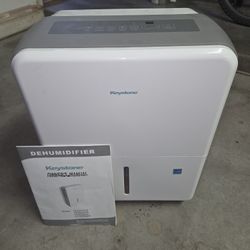 Dehumidifier 