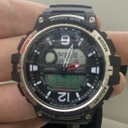 Brand New  Fishing Gear Moon Phase Casio