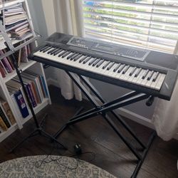 Yamaha Keyboard And Music Stand