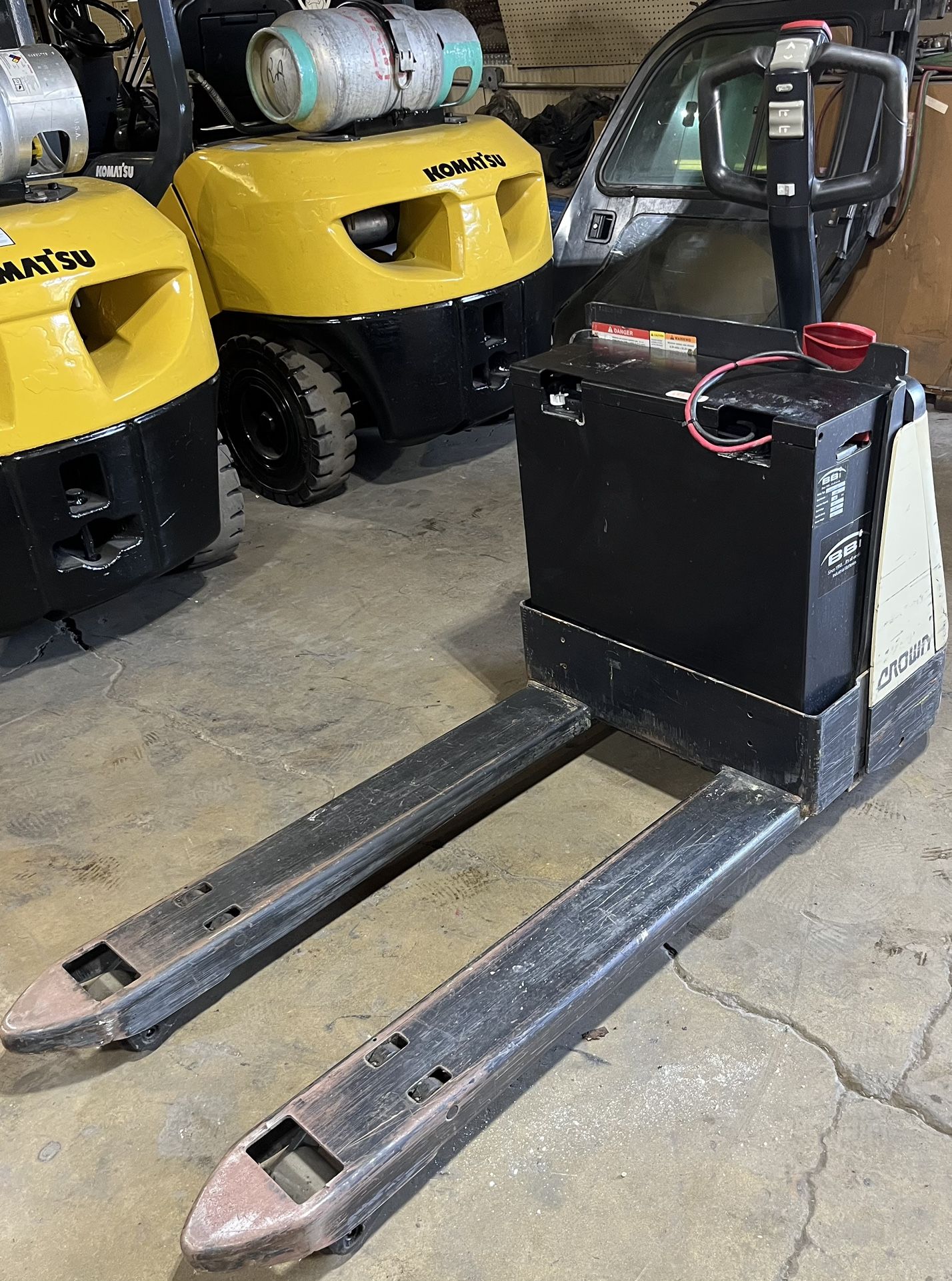 Crown WP2045-45 Electric Pallet Jack Forklift!!