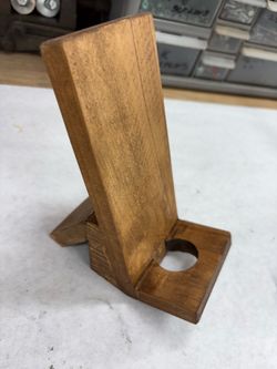 Wood tabletop phone holder
