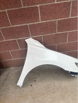 RIGHT FENDER OEM 2007-2011 TOYOTA CAMRY (WHITE COLOR).
