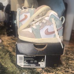 5c Jordan 1 Mid