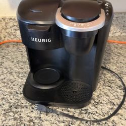 Keurig K-Duo Essentials Black Single-Serve Visit > K-Cup Pod Coffee Maker