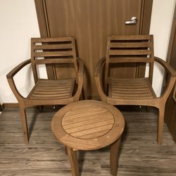 Outdoor Interiors 3 Piece Eucalyptus Set W/Normal Wear & Tear On Wood(See & Click On Pictures). Still In Good Condition And Useable 