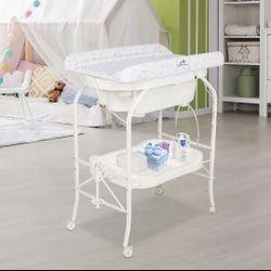 Babe Bath Tub + Changing Pad Built In 1