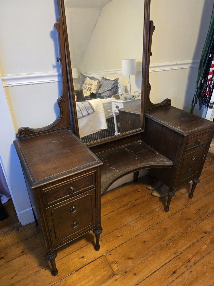 Antique Dressser
