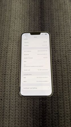 White IPhone 14 Plus