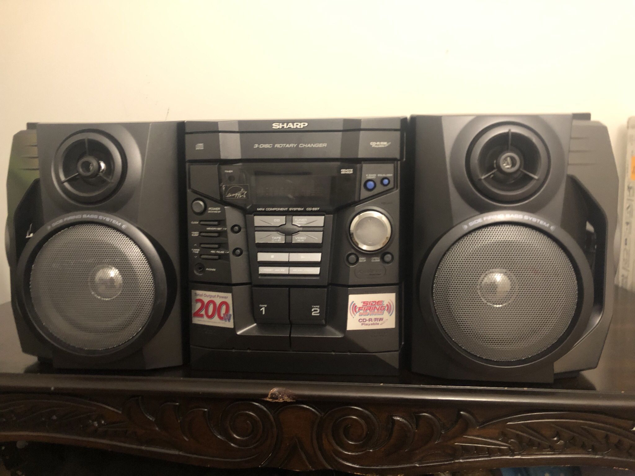 SHARP MINI COMPONENT STEREO 3-CD CHANGER & CASSETTES CD-E67 STEREO