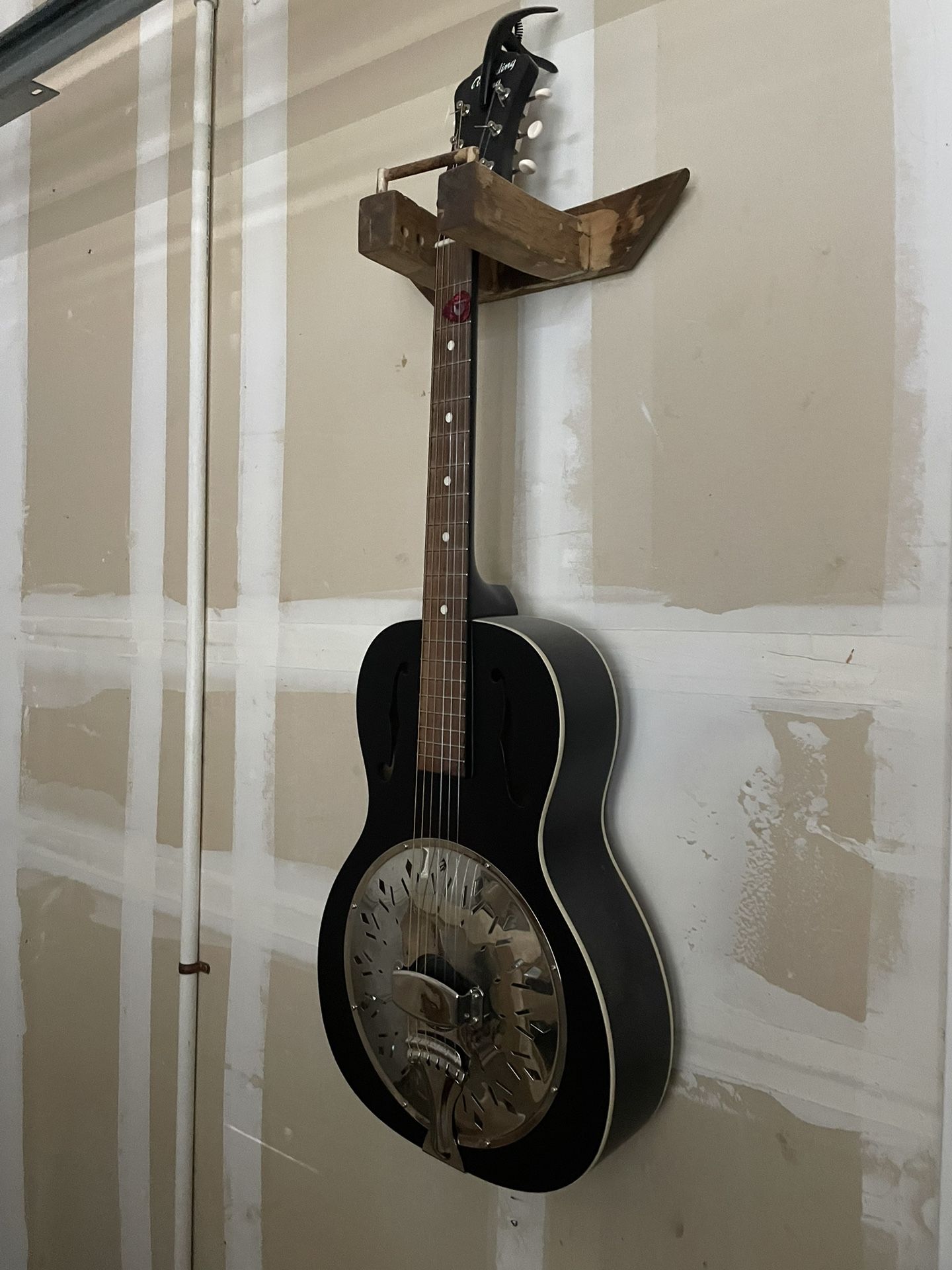 Guitar - Acoustic Resonator Guitar