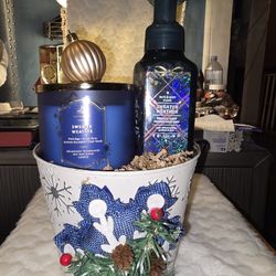 2pc Xmas Gift Set from Bath And Body Works