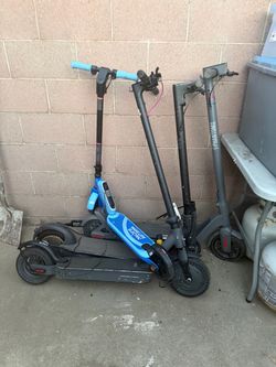 cuatro patinetas eléctricas