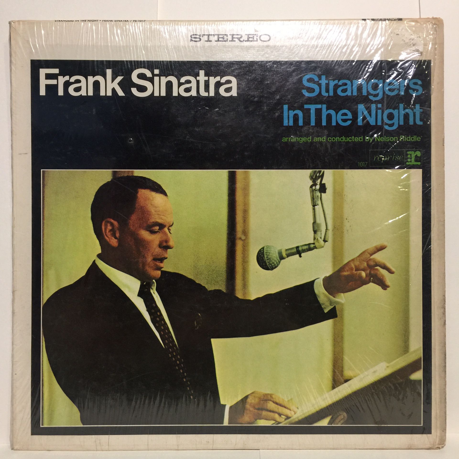 Frank Sinatra ‘Strangers In The Night’ (LP) Vintage Vinyl Record, 1966