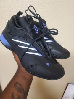 Dame 9 size 10.5