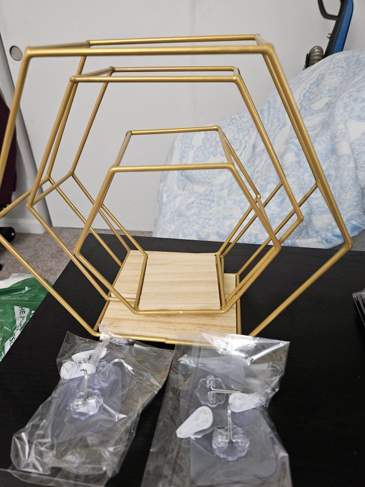 Set Of 3 Gold Decorative Shelves