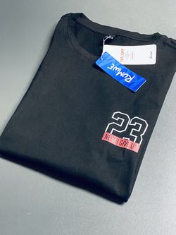 2 NEW Romwe T-Shirts 