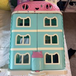 Gabby’s dollhouse