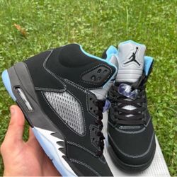 Air Jordan 5 Retro Black Carolina Size 10 Men’s