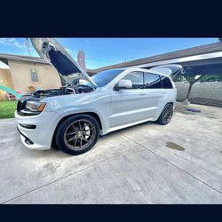 Supercharged 2015 Jeep Grans Cherokee Srt