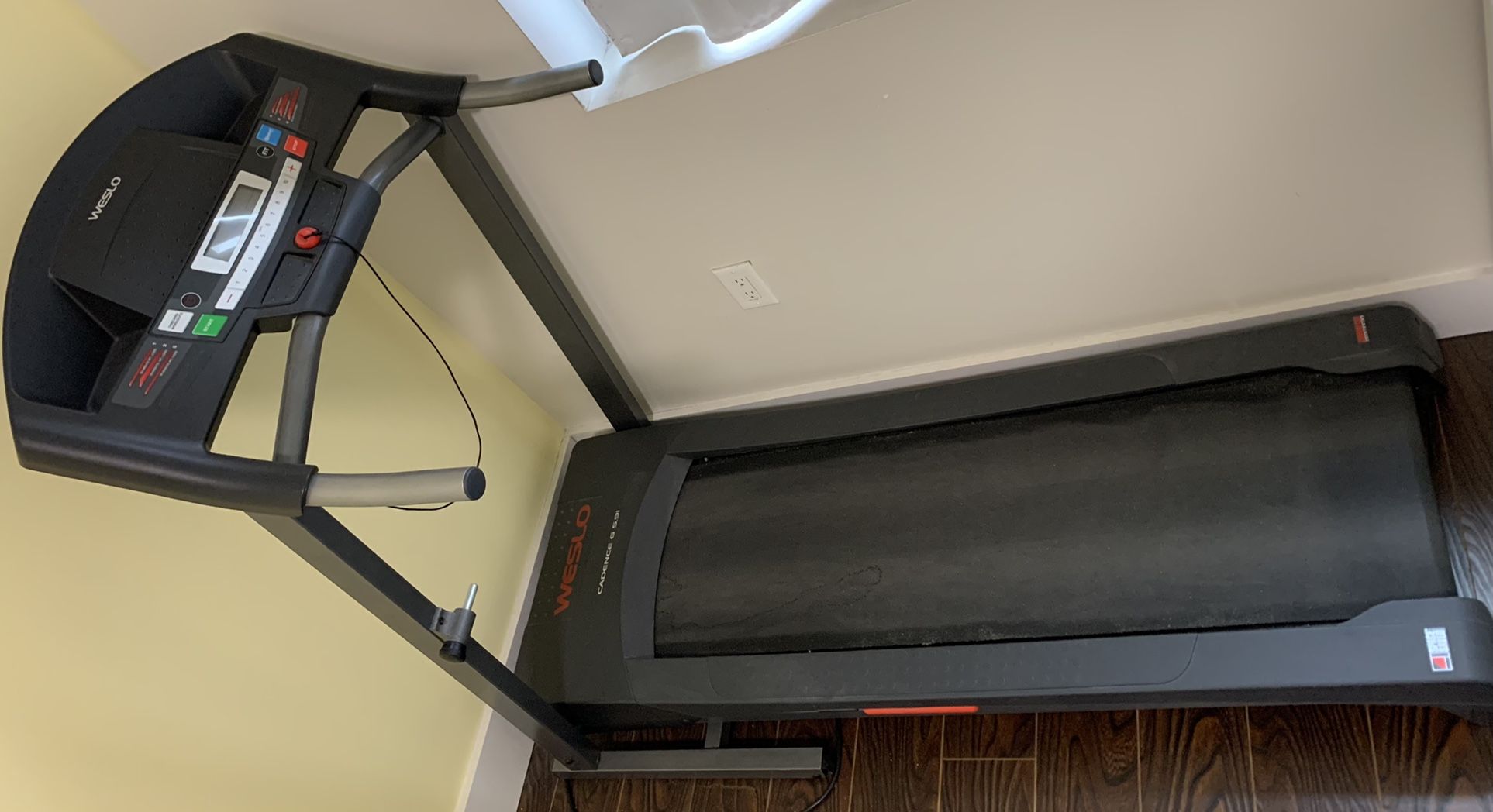 Weslo Cadence G 5.9i Cadence Folding Treadmill