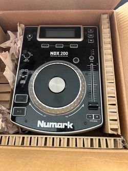 Numark NDX 200 Professional Tabletop CD Player