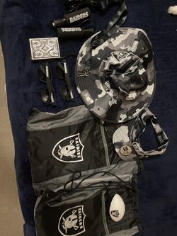 Raiders Hats And Backpacks Cards Lanyard Jump rope And Sunglasses