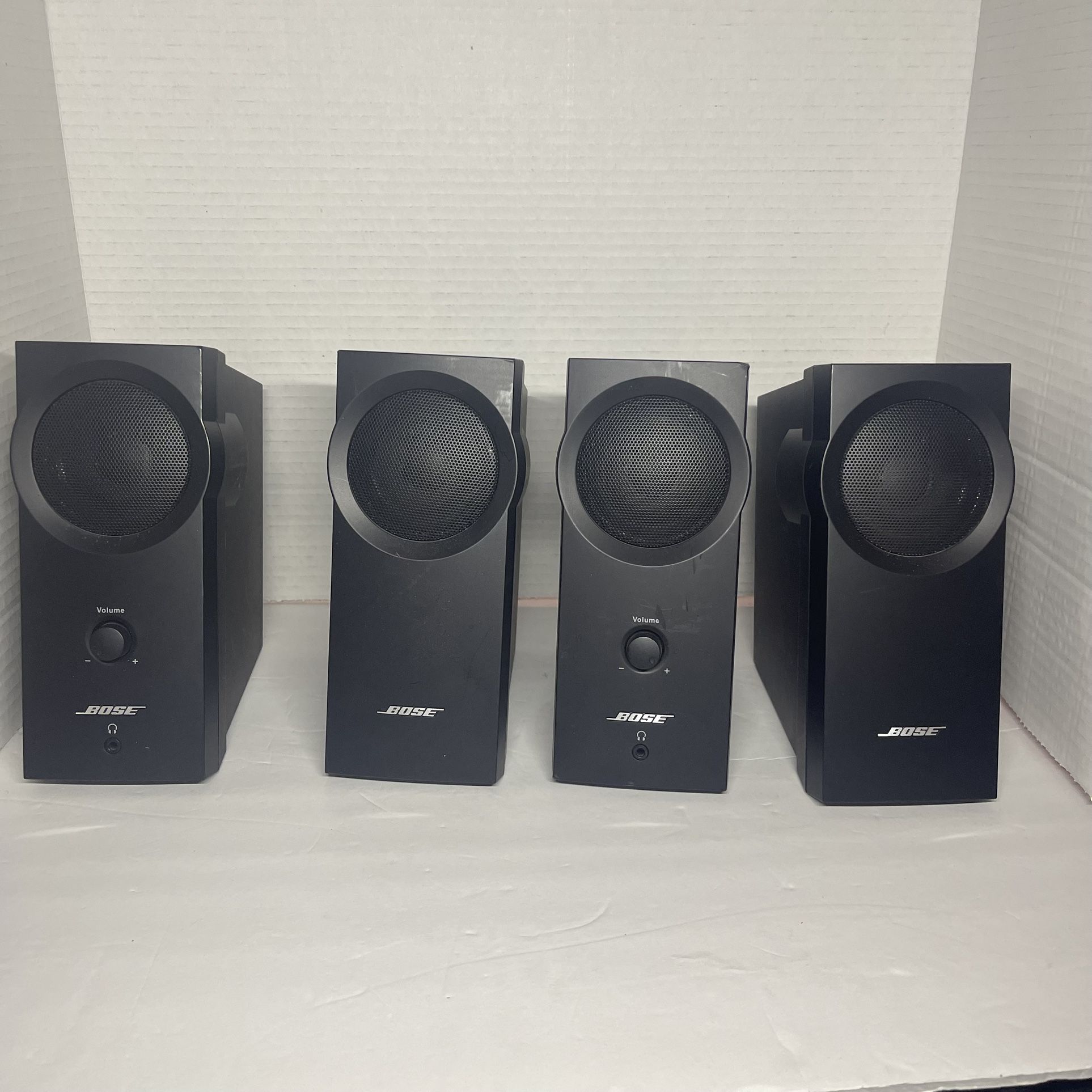 Bose Companion Series Multimedia Speaker System Set of speakers - Main Image