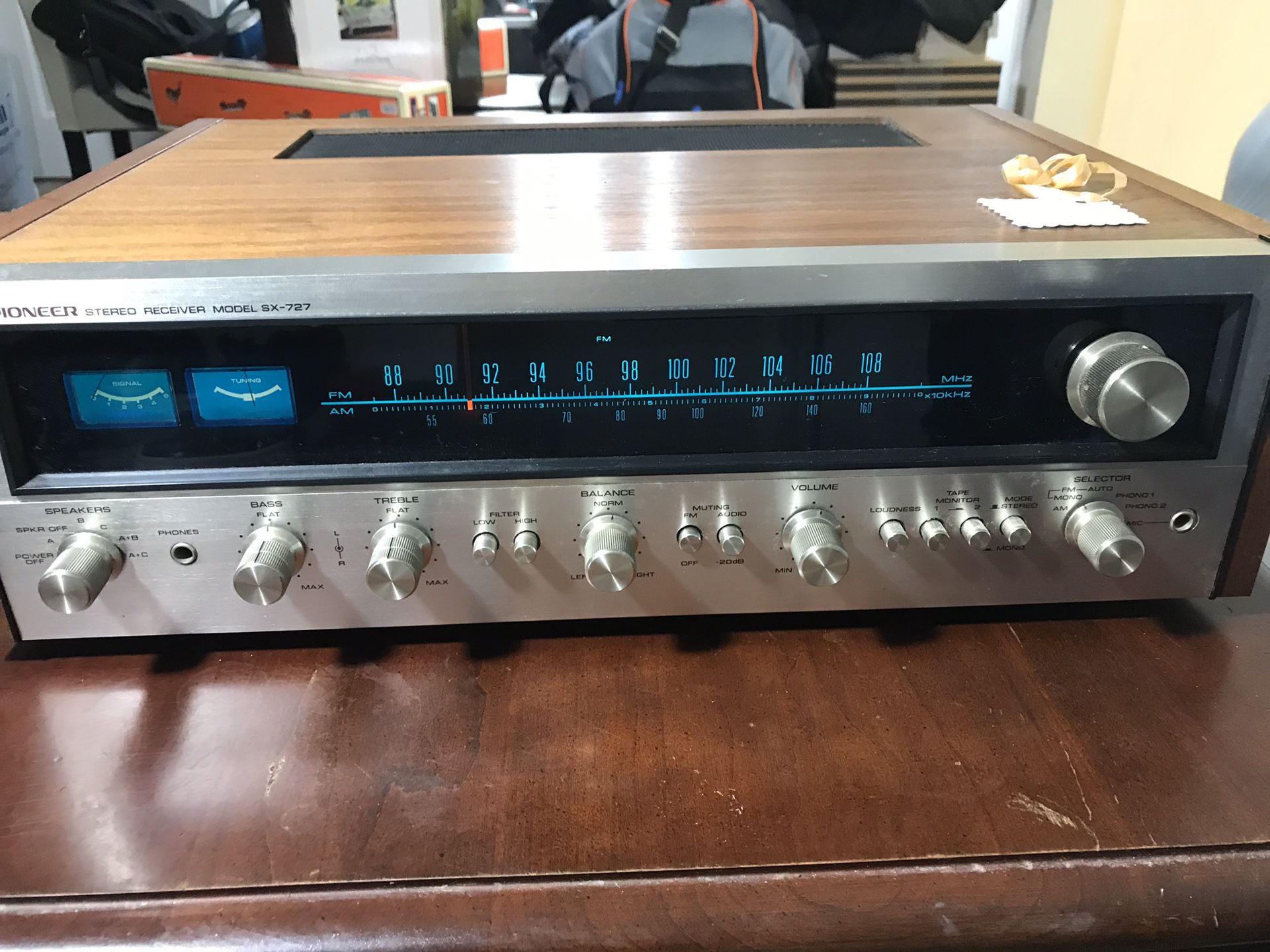 Pioneer Vintage SX-727 Stereo Receiver Beautiful piece