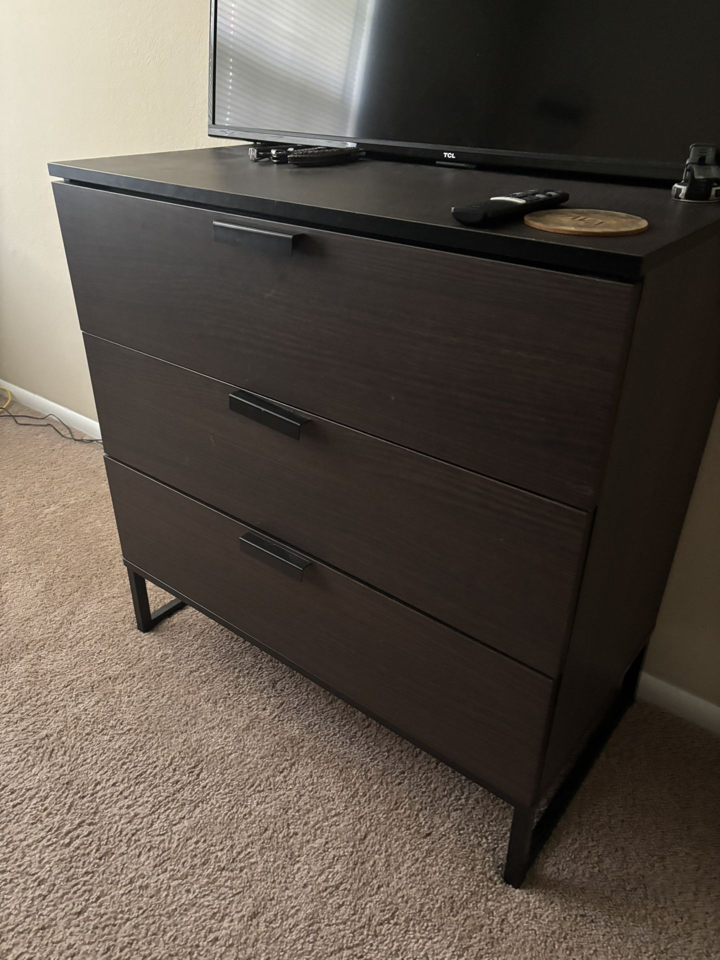 3-Drawer Dresser