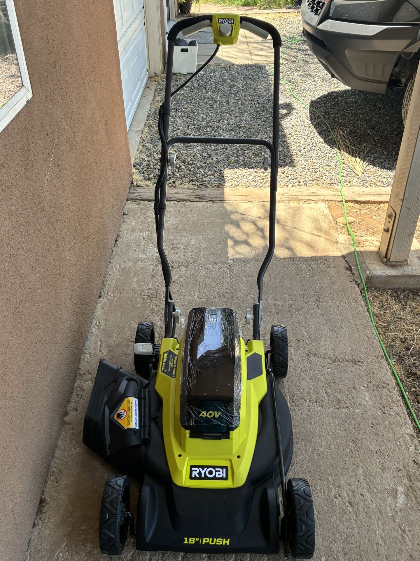 Ryobi 40V 18 in. 2-in-1 Cordless Battery Walk Behind Push Lawn Mower with 6.0 Ah Battery and Charger