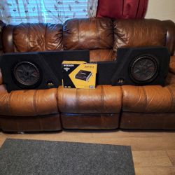 2 10inchs Kicker Speakers Kicker Amplifier 250watts 