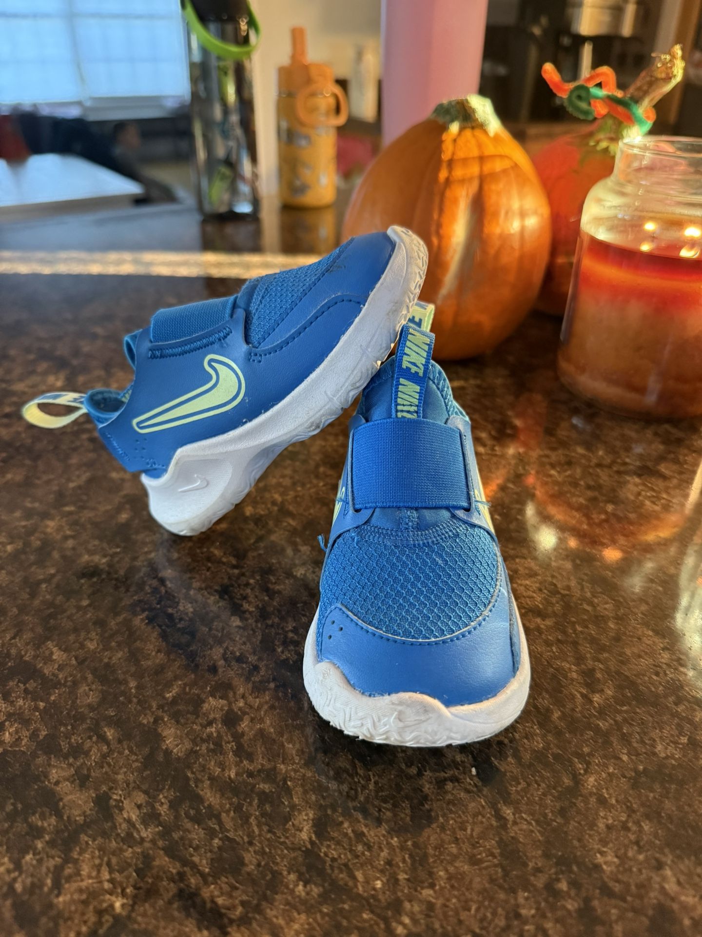 Nike Toddler 6c 
