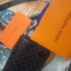 Designer BodyBag Lv