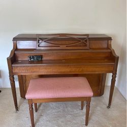 Vintage Hardman Peck & Co. Upright Piano w/ Bench – Great Condition!